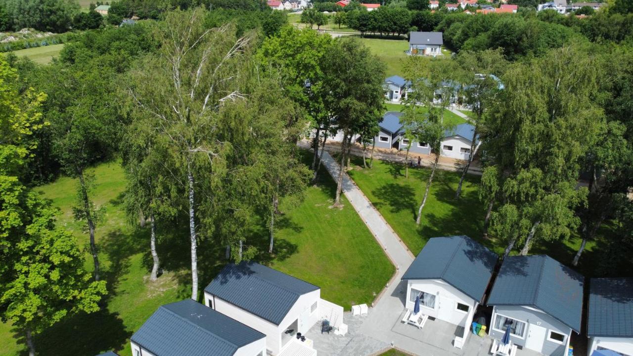 Lumi Resort Domki Letniskowe Z Podgrzewanym Basenem Rewal Extérieur photo