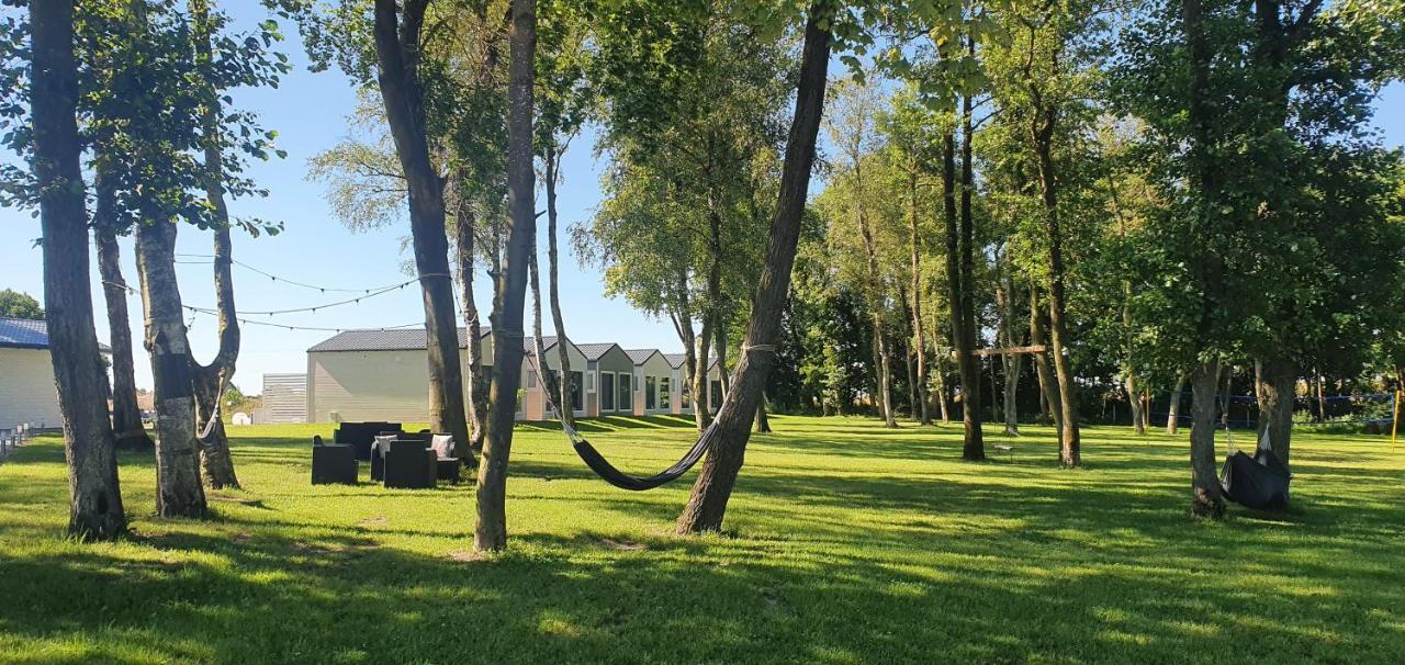 Lumi Resort Domki Letniskowe Z Podgrzewanym Basenem Rewal Extérieur photo