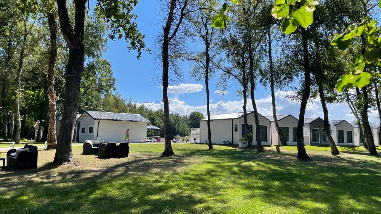 Lumi Resort Domki Letniskowe Z Podgrzewanym Basenem Rewal Extérieur photo